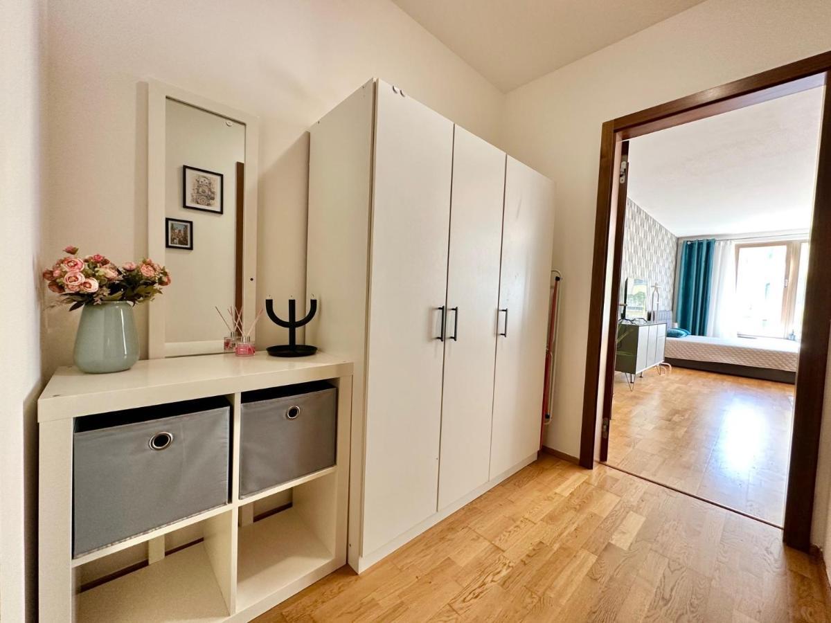 Ferienwohnung Rezidence Jeseniova Prag Exterior foto